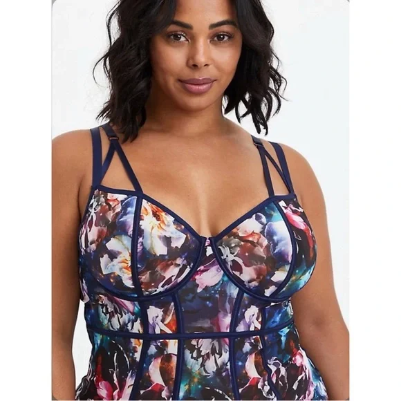 Torrid Underwire Floral Multicolor Women's Lingerie One Piece NWT SZ 1 and 2 - Picture 2 of 12